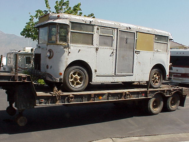 1932TwinCoachFontana.jpg